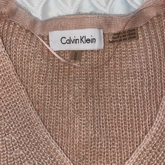 Calvin Klein pink sweater - Picture 8 of 9